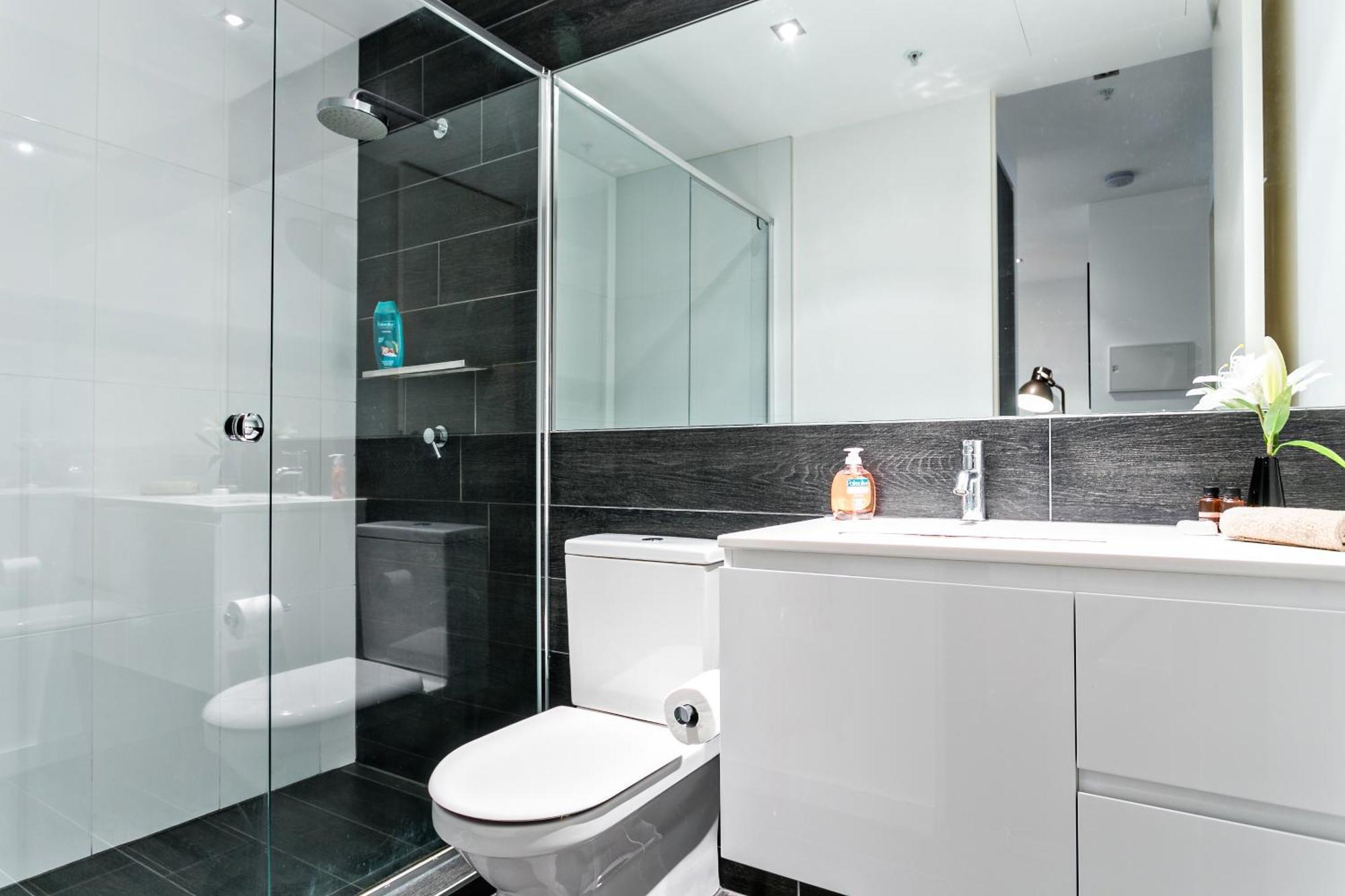 Complete Host Halo Apartments Melbourne City Exterior foto